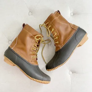 American Eagle Duck Boots 9