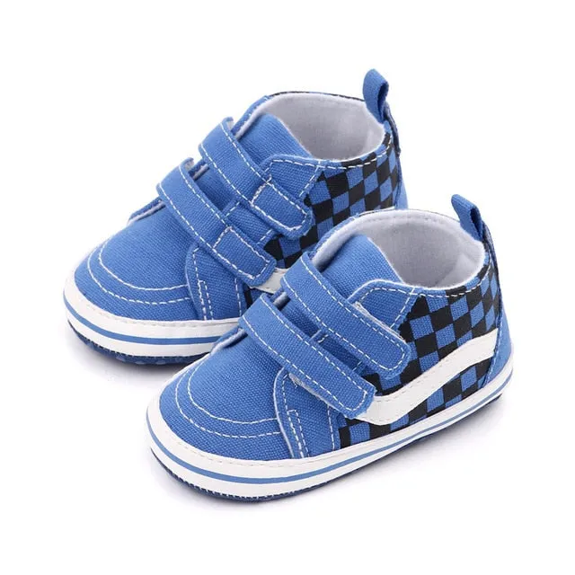 Baby Boys and Girls Shoes Sole Soft Canvas Solid Footwear For Newborn Baby Shoes Toddler Crib Moccasins 14 Styles Available