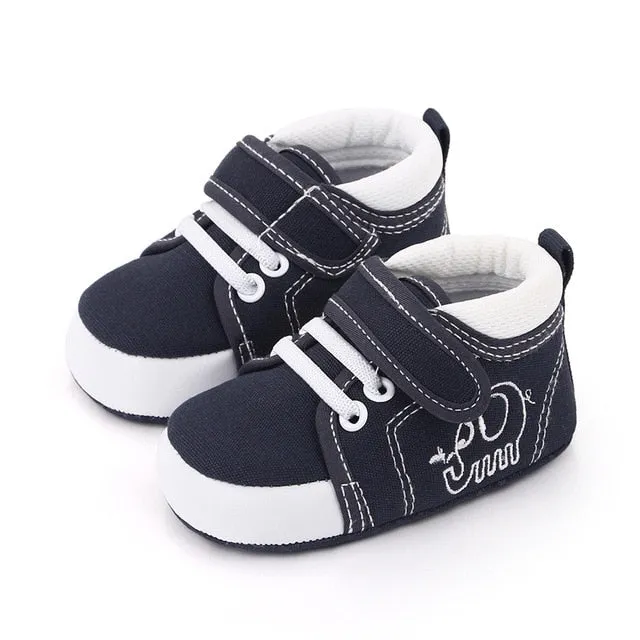 Baby Boys and Girls Shoes Sole Soft Canvas Solid Footwear For Newborn Baby Shoes Toddler Crib Moccasins 14 Styles Available