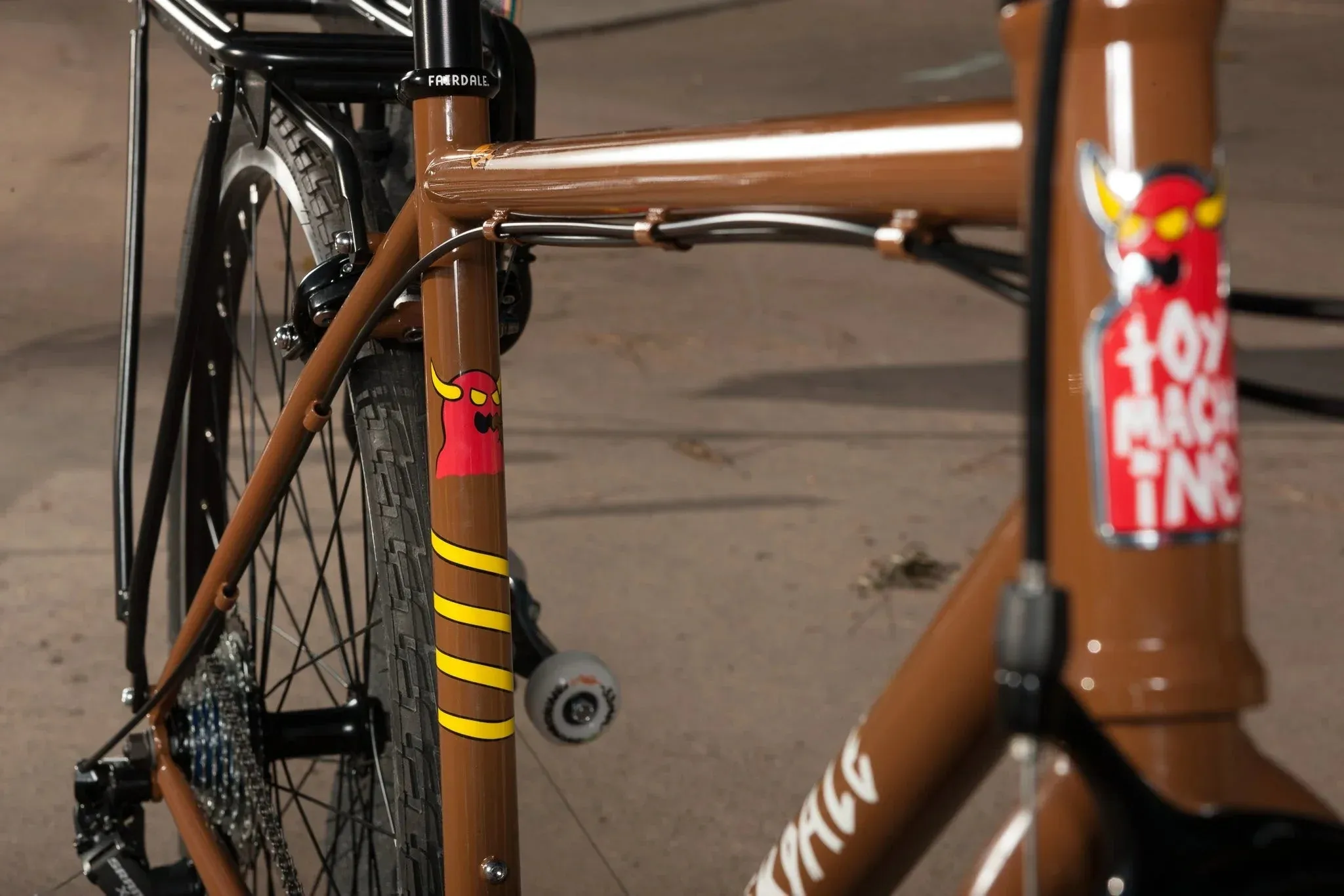 Fairdale x Toy Machine Lookfar Complete Cruiser Bike - Limited Edition Gloss Brown