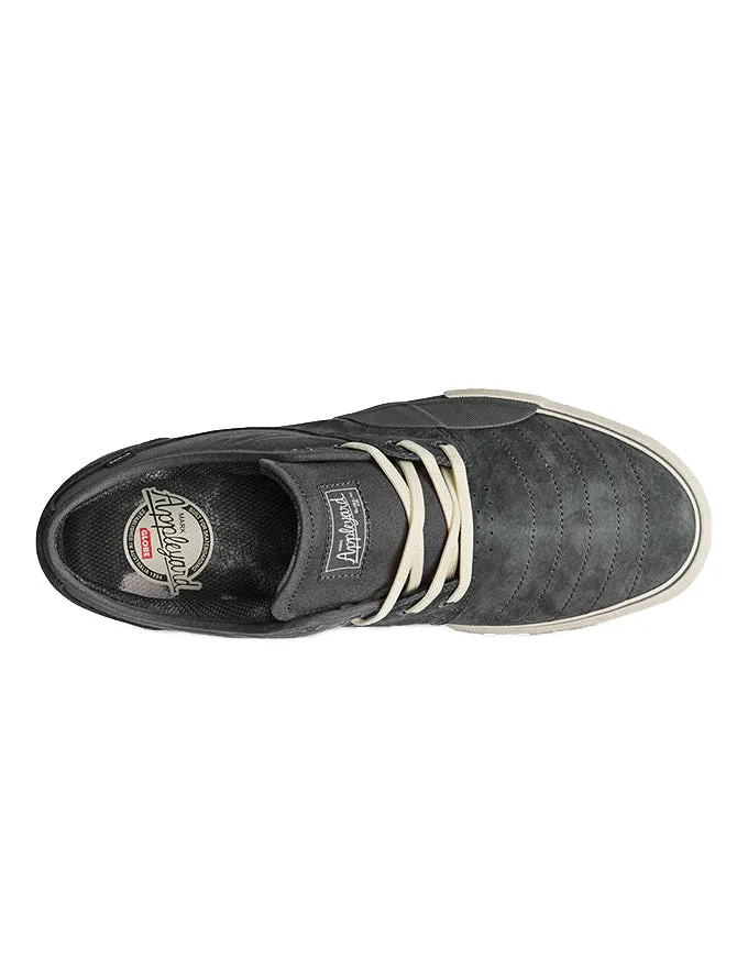 Globe Mahalo Plus Shoe | Lead/Cream