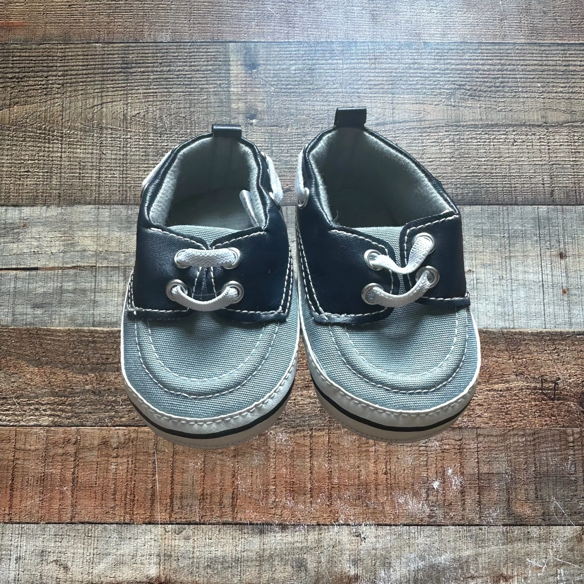 Hudson Baby Gray/Navy Boat Shoes Crib Shoes- Size 6-12M (Like New)