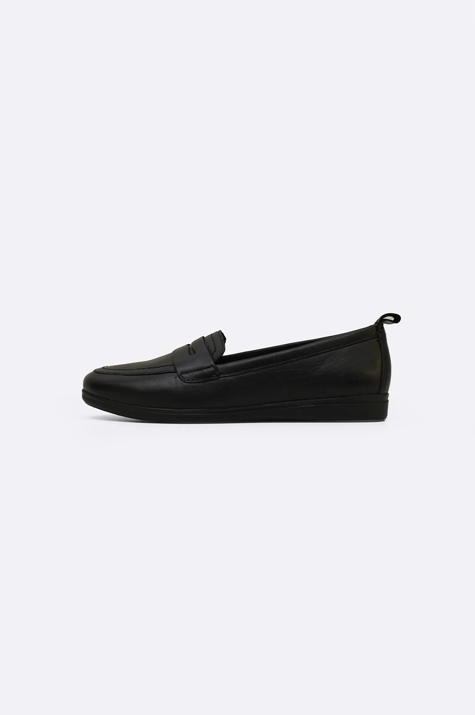 LEATHER MAMA LOAFERS