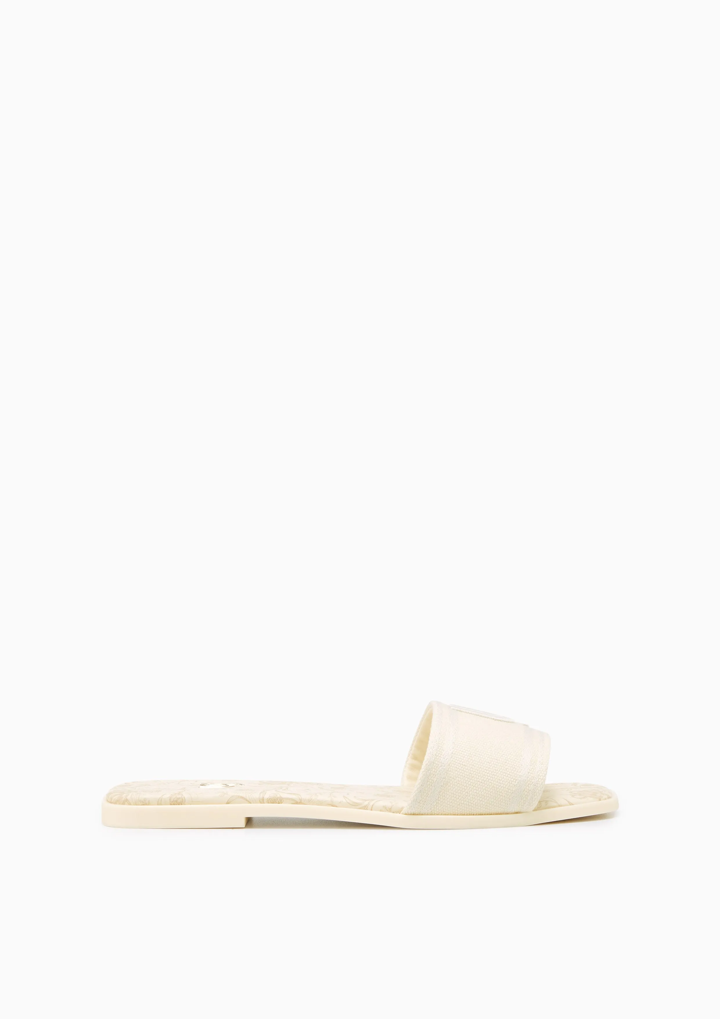 Lyn Infinite Maiden Flats And Sandals - Ivory