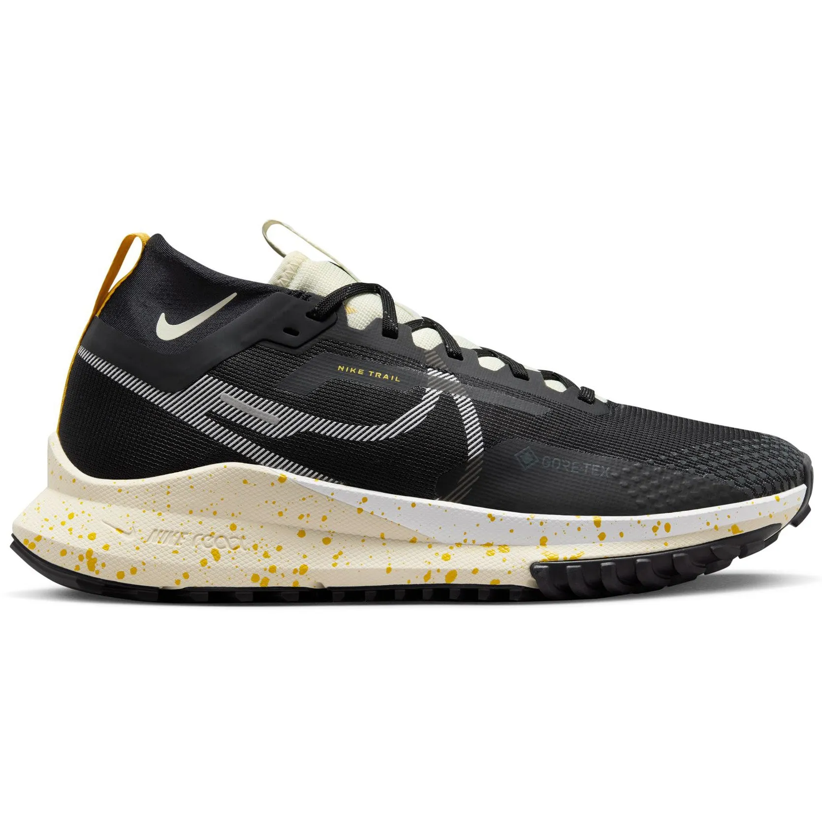 Nike Men's Pegasus Trail 4 GORE-TEX Trail Running Shoes Black / White / Coconut Milk