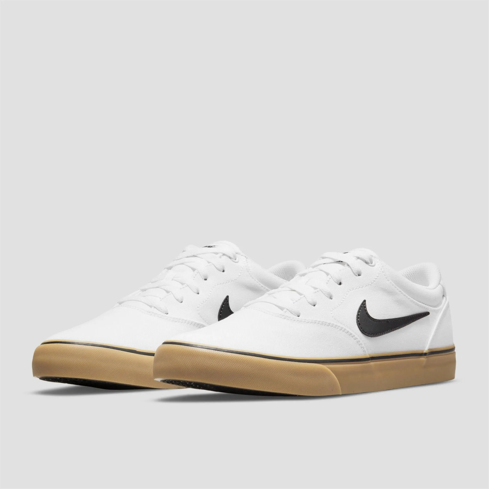 Nike SB Chron 2 Canvas Skate Shoes White / Black / White / Gum