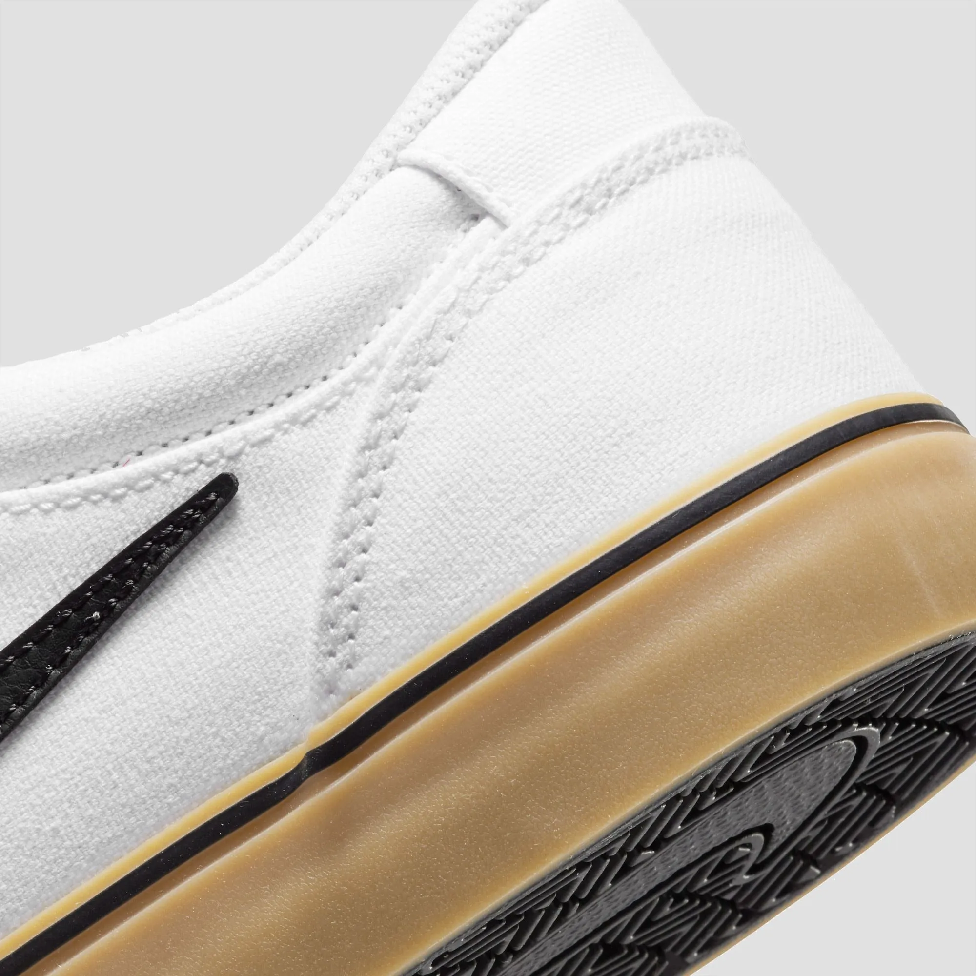 Nike SB Chron 2 Canvas Skate Shoes White / Black / White / Gum