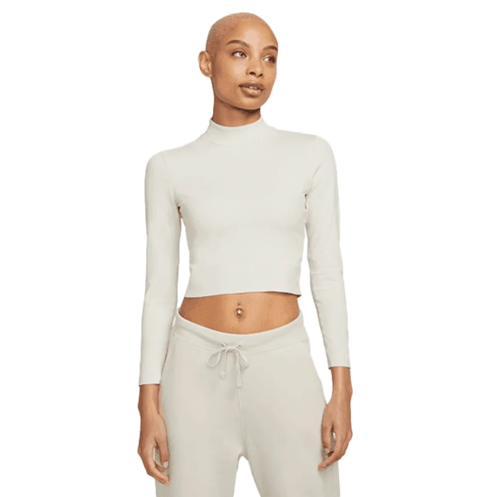 Nike Women's Long Sleeve Crop Top