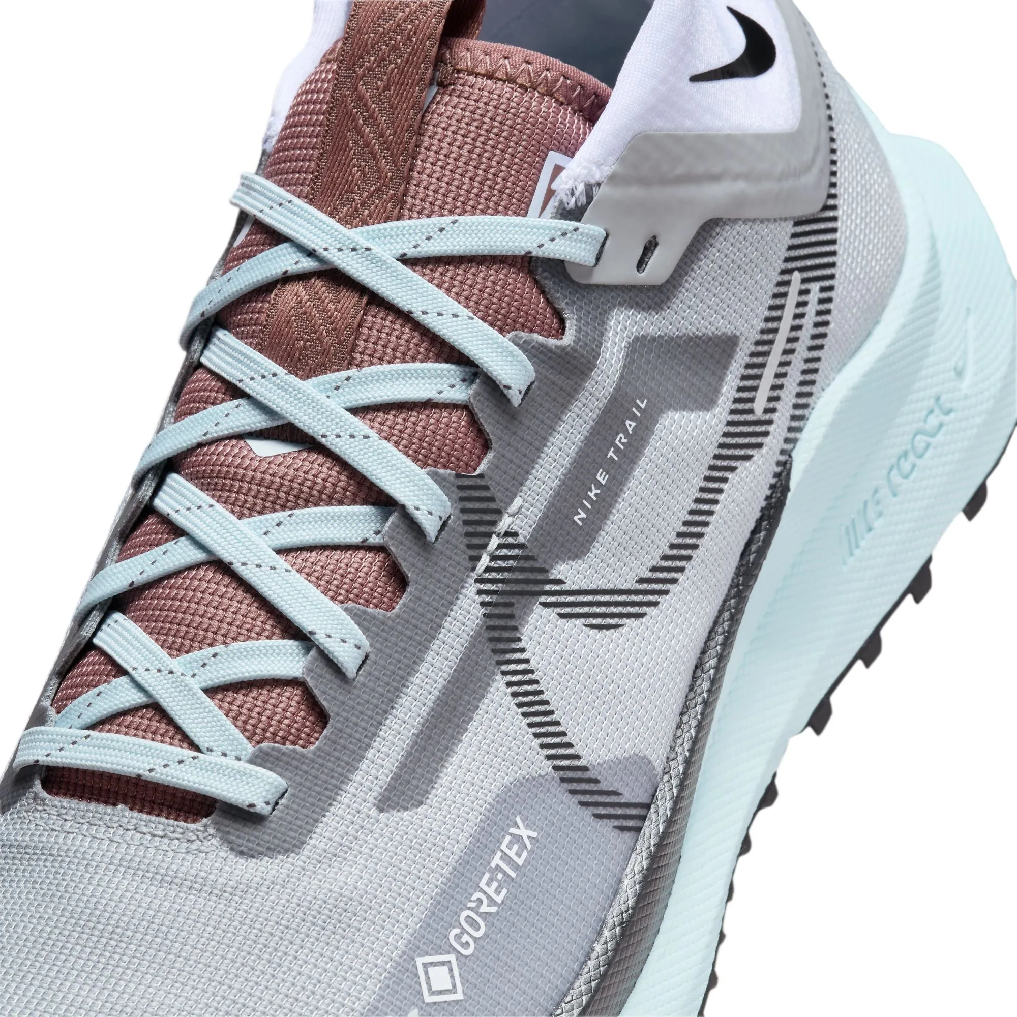 Nike Women's Pegasus Trail 4 GORE-TEX Trail Running Shoes Light Smoke Grey / Glacier Blue / Football Grey