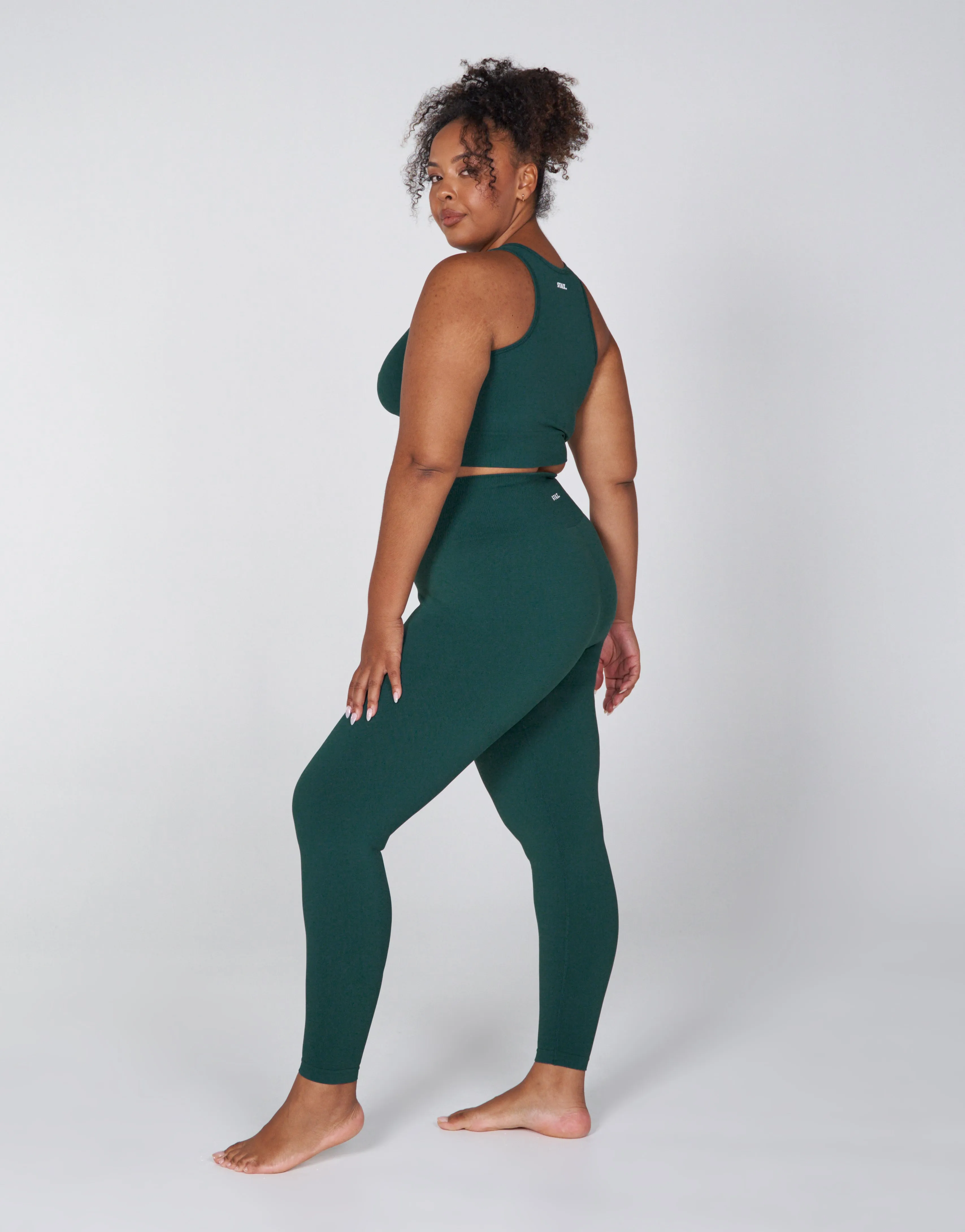 Premium Seamless Favourites Cropped Singlet - Pine