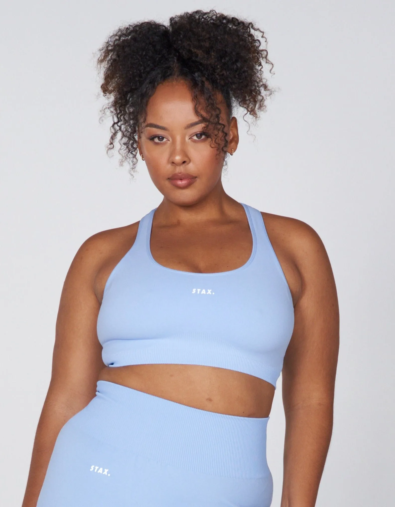 Premium Seamless Favourites Low Back Crop - Baby Blue