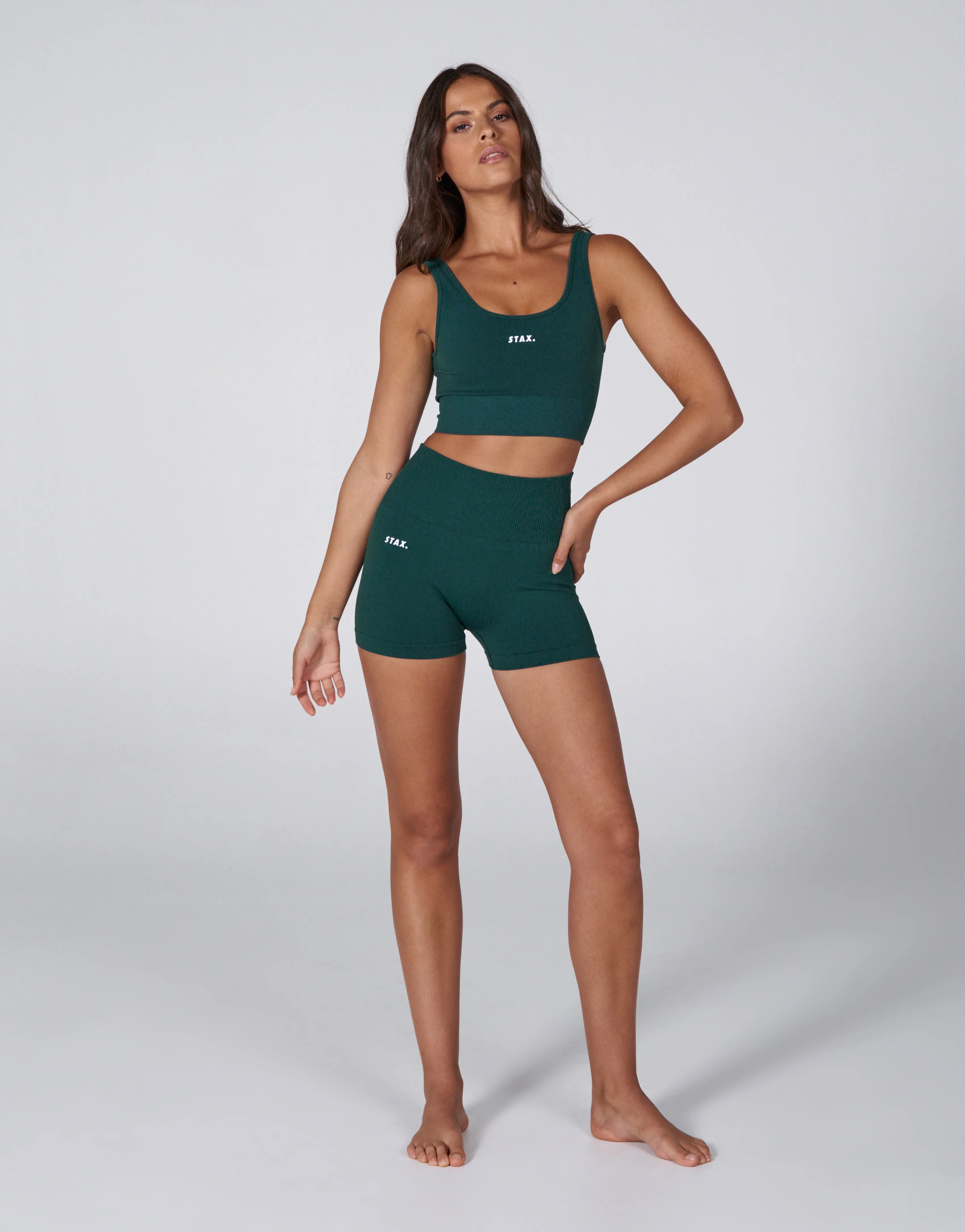 Premium Seamless Favourites Low Back Crop - Pine