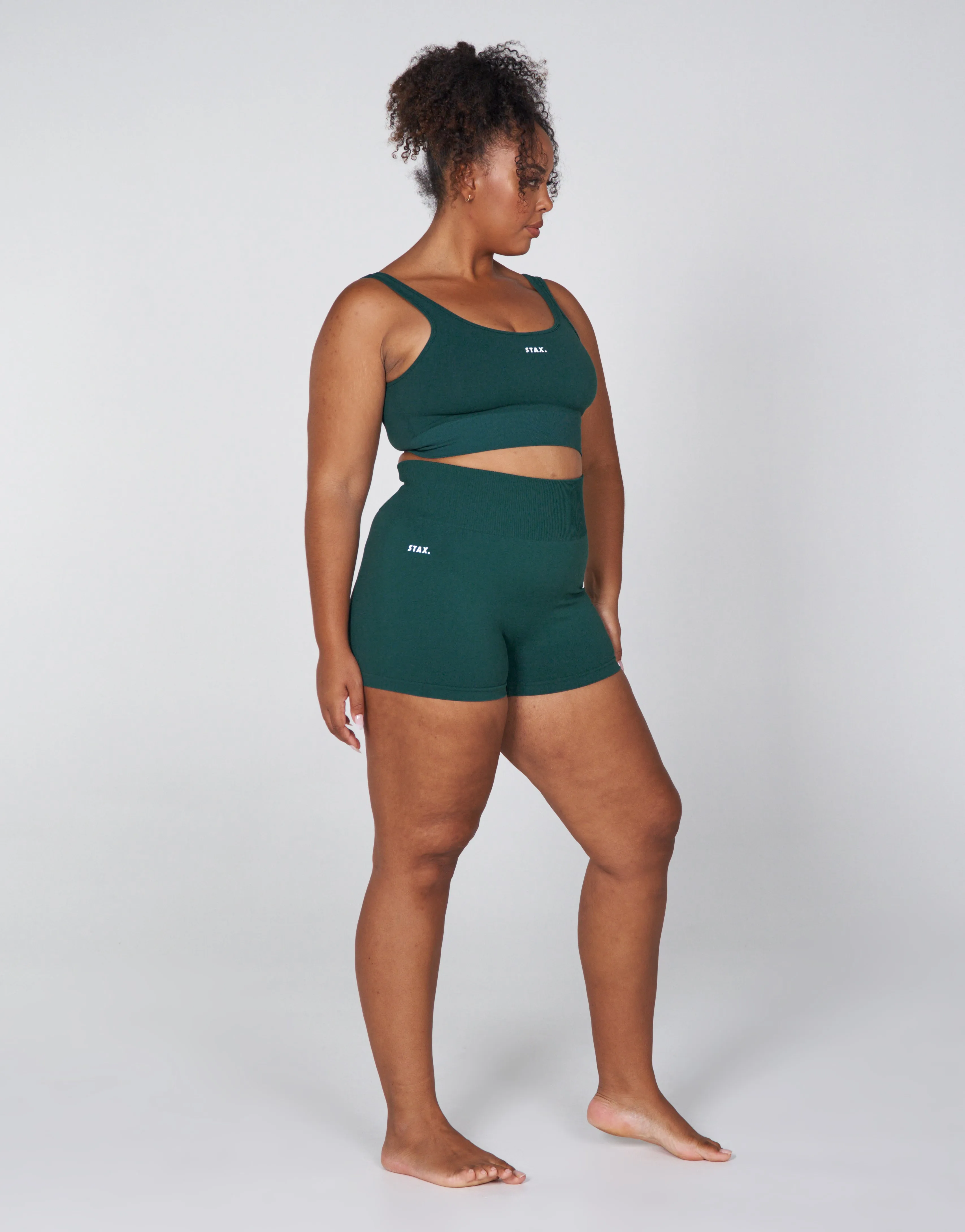 Premium Seamless Favourites Low Back Crop - Pine