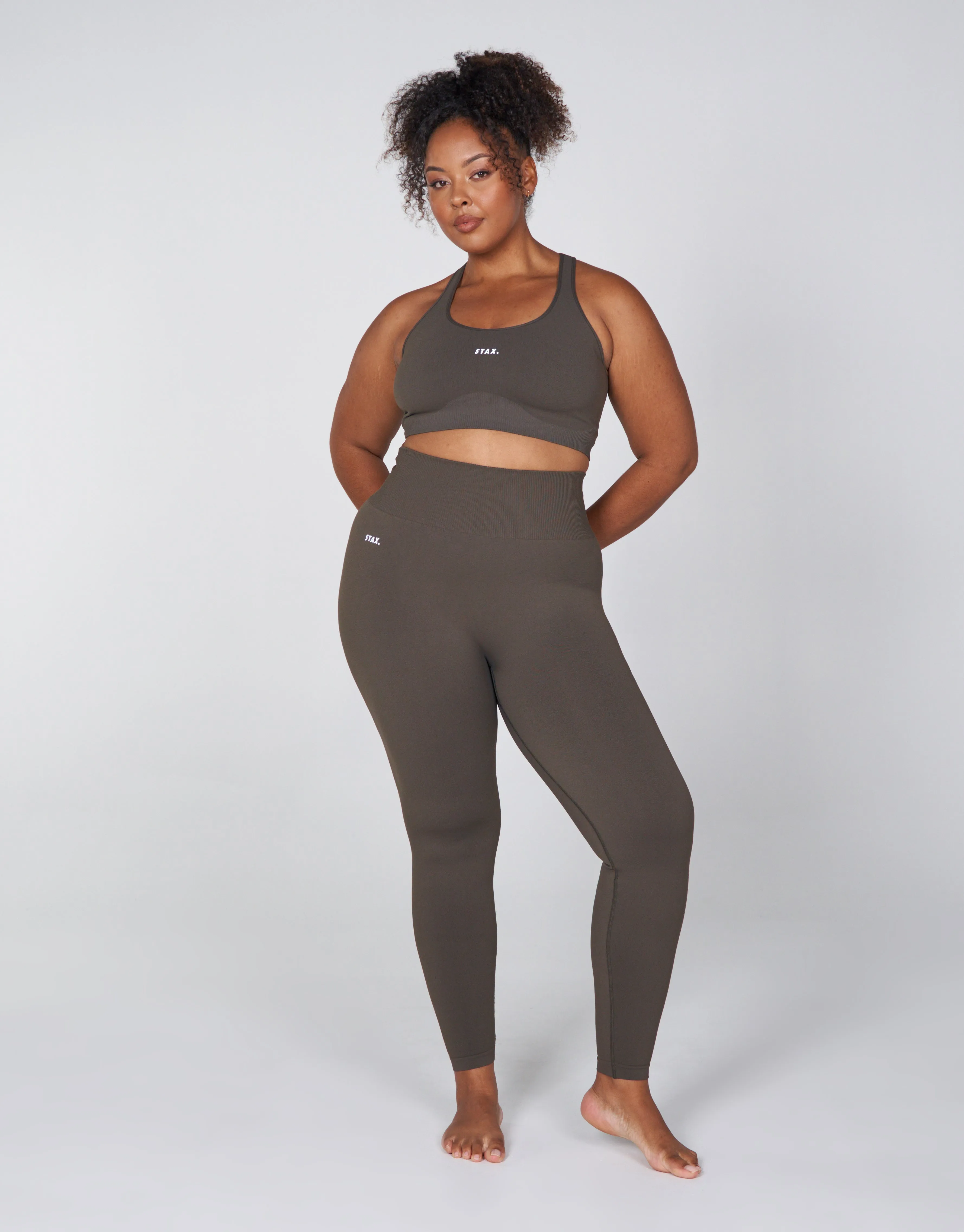 Premium Seamless Favourites Racer Crop - Dovetail