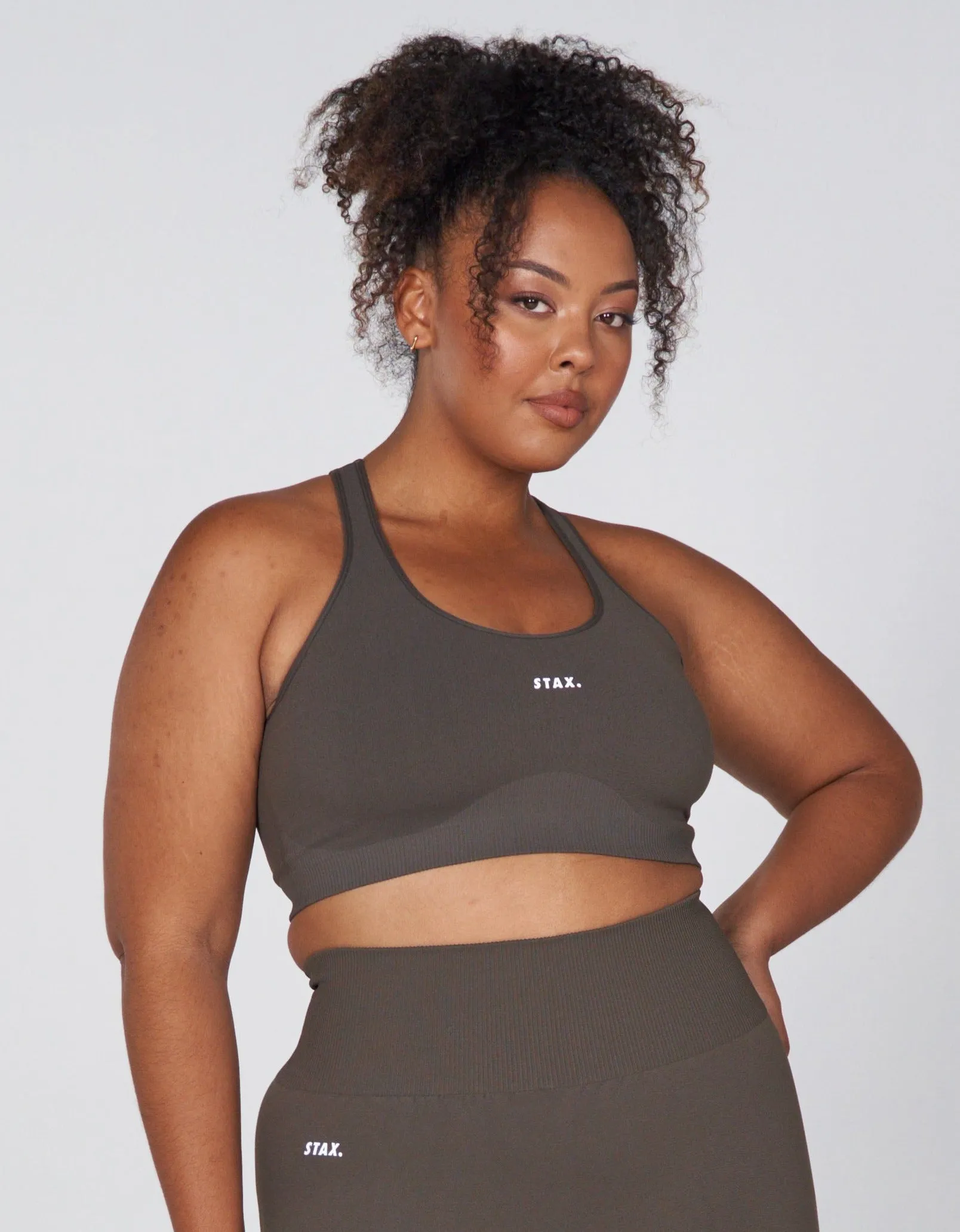 Premium Seamless Favourites Racer Crop - Dovetail