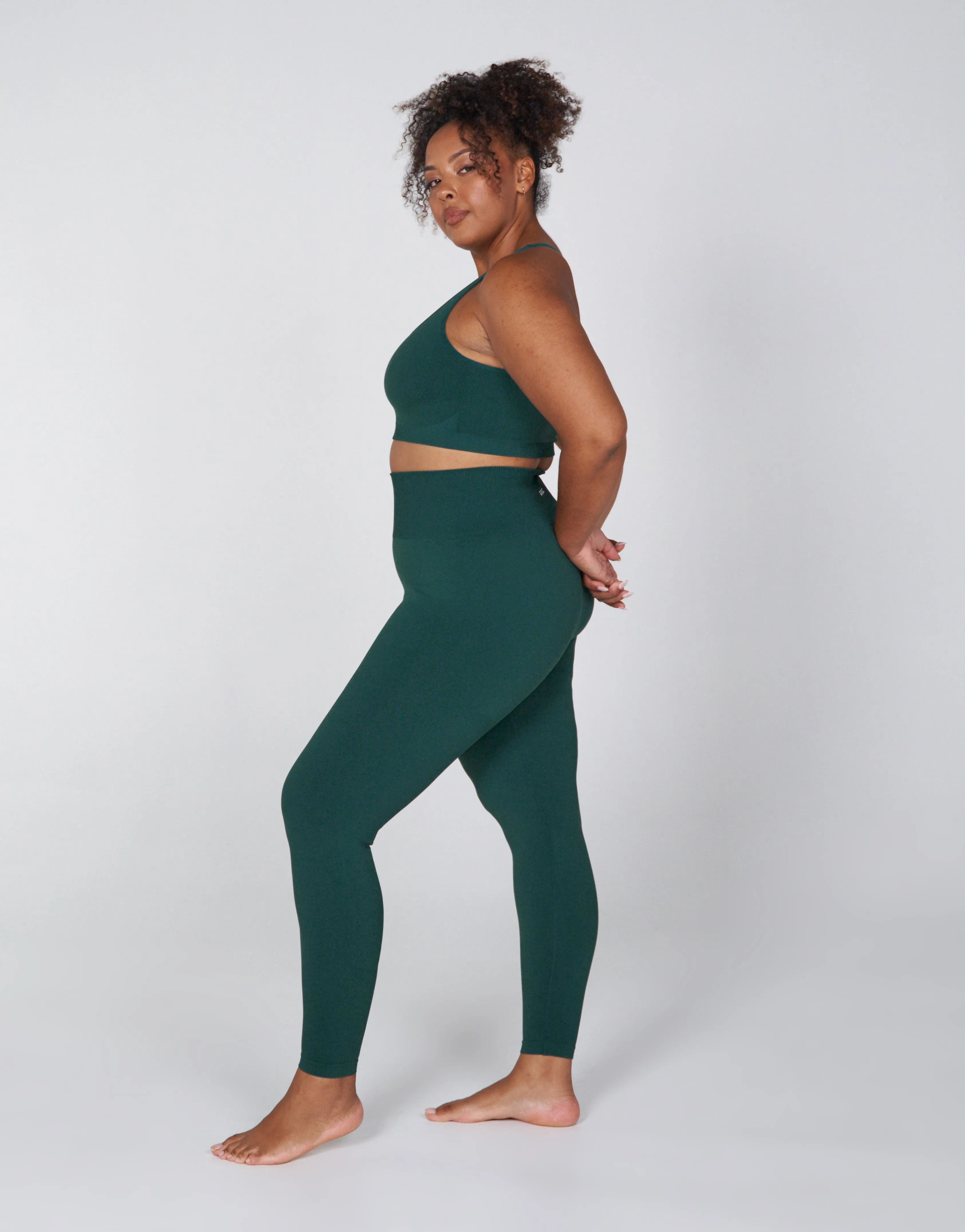 Premium Seamless Favourites Racer Crop - Pine