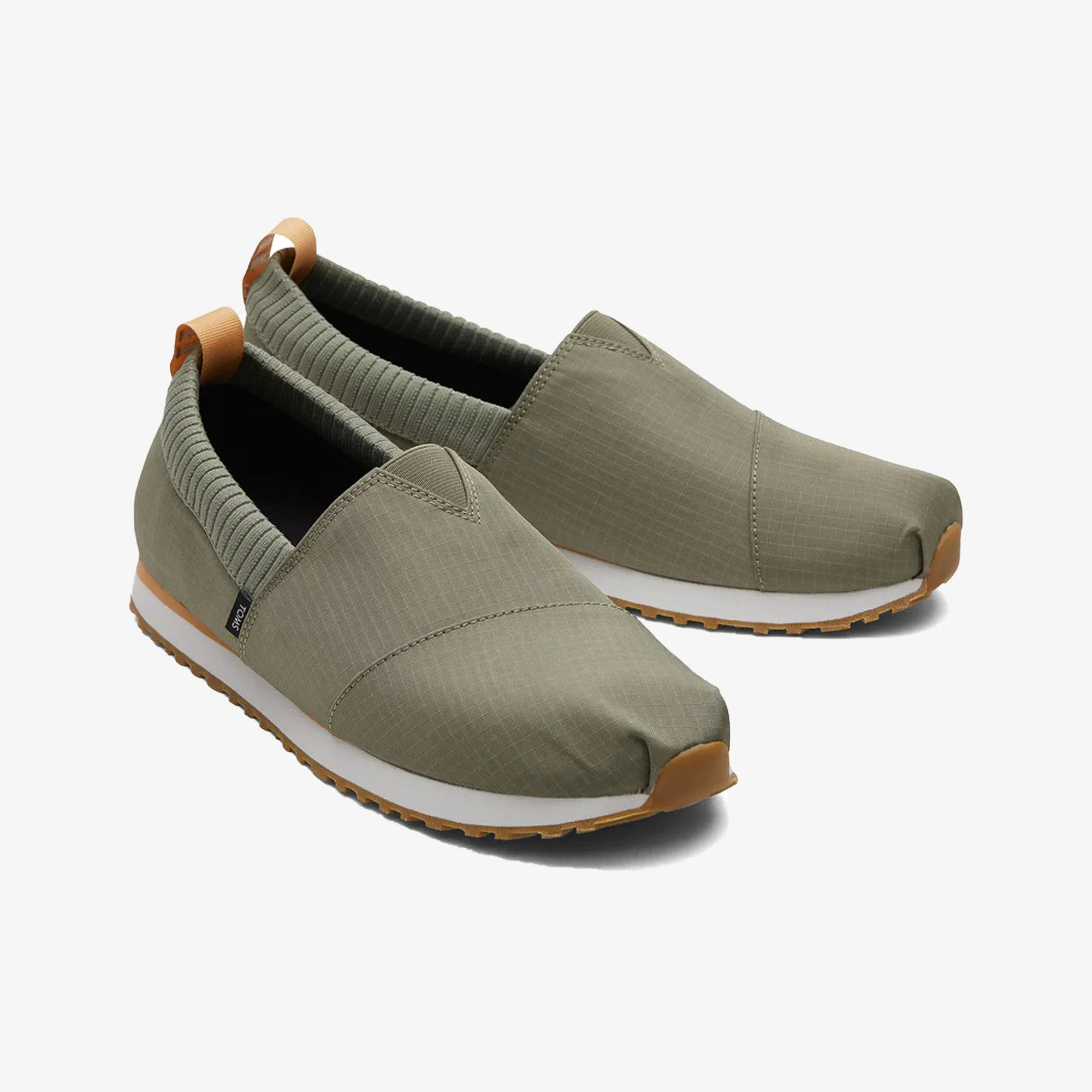 Toms | RESIDENT  { OLIVE