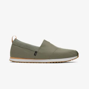 Toms | RESIDENT  { OLIVE