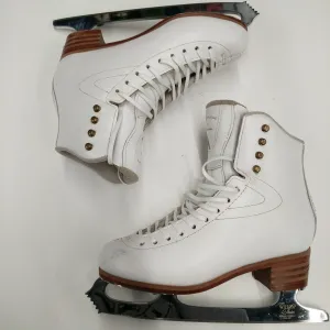 Used Jackson Premiere Size 6 Figure Skates