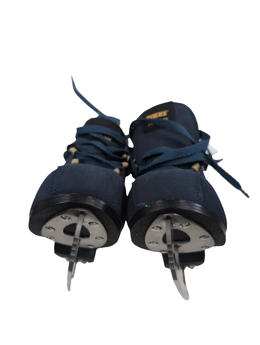 Used Roces Caje Size 6M/8W Figure Skates